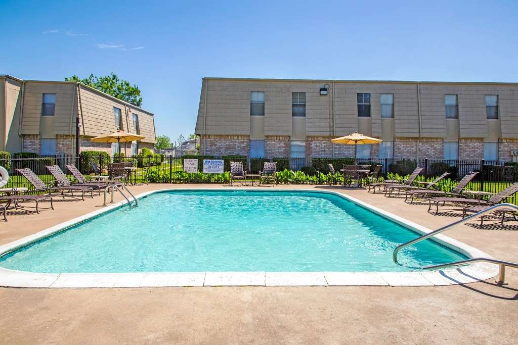 Tradewinds Apartments | 11303 S Wilcrest Dr, Houston, TX 77099, USA | Phone: (281) 495-9662