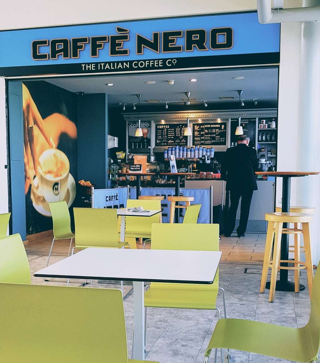 Caffè Nero | Unit C, Ebbsfleet International Station, Dartford DA10 1EB, UK | Phone: 01474 328304