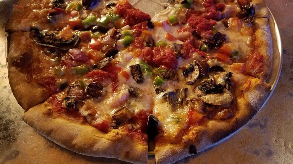 Third Coast Woodfire Pizza & Pub | 207 Gas Light Cir, Racine, WI 53403, USA | Phone: (262) 635-0533