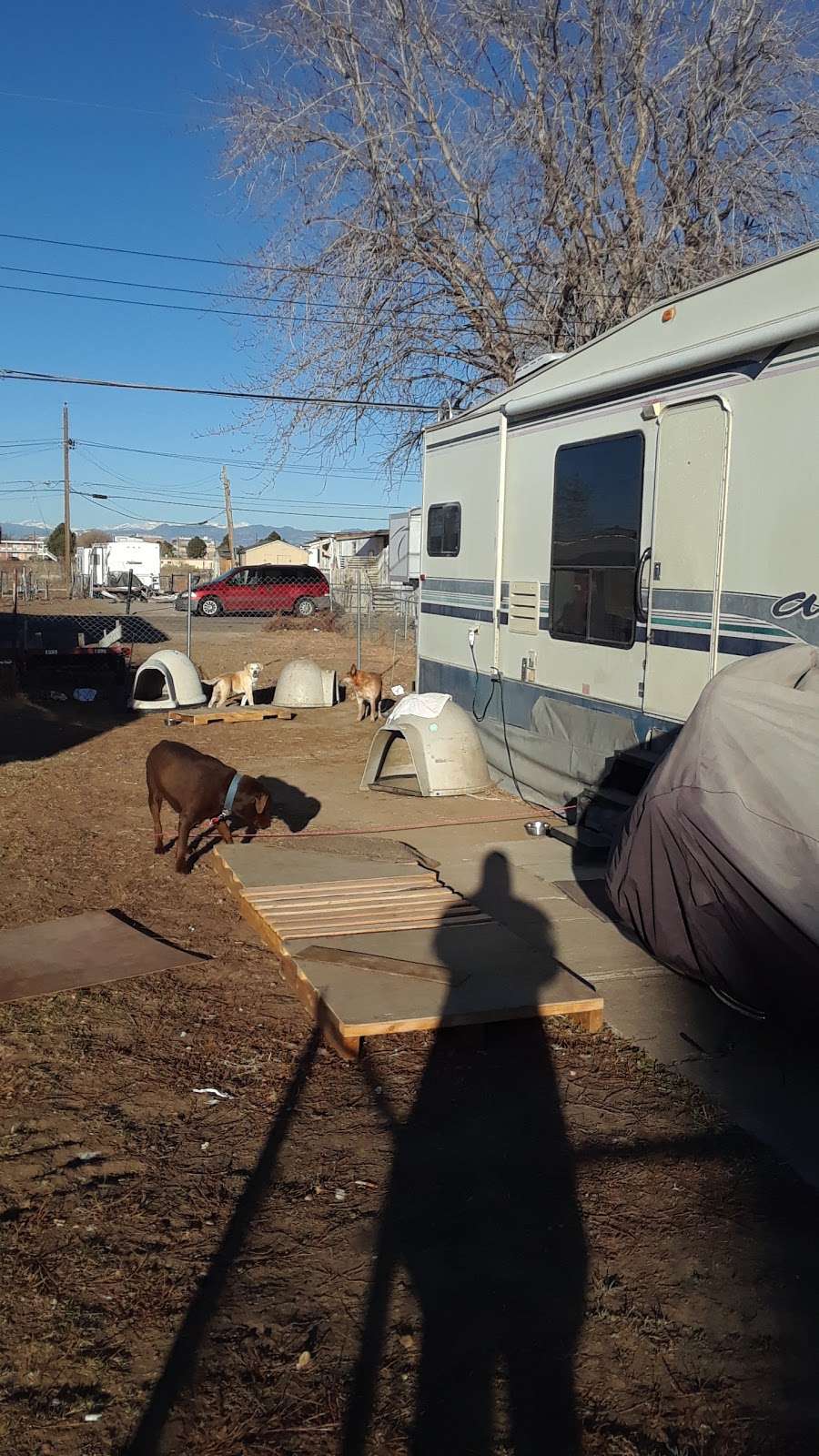 Skyview RV Park | 16051 E Colfax Ave, Aurora, CO 80011, USA | Phone: (303) 363-7646