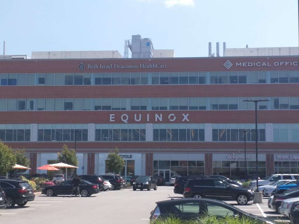 Equinox Chestnut Hill | 200 Boylston St, Chestnut Hill, MA 02467, USA | Phone: (617) 531-7077