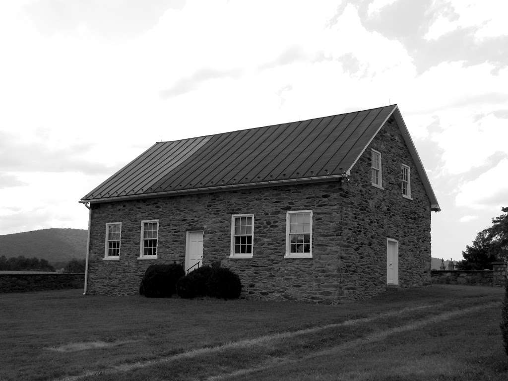 Ebenezer Cemetery Co Inc | 20421 Airmont Rd, Bluemont, VA 20135, USA | Phone: (540) 554-2055