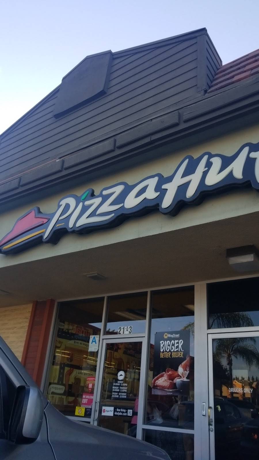 Pizza Hut | 2133 S Hacienda Blvd, Hacienda Heights, CA 91745, USA | Phone: (626) 369-4433