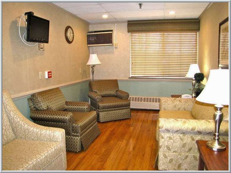 The Ellis Rehabilitation and Nursing Center | 3999, 135 Ellis Ave, Norwood, MA 02062, USA | Phone: (781) 762-6880