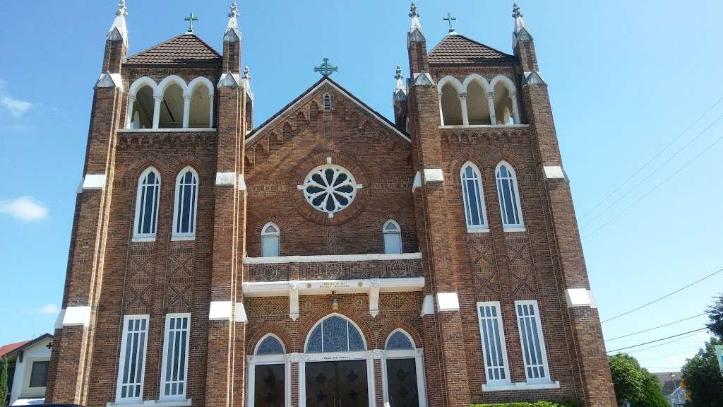 Blessed Sacrament Catholic Church | 4015 Sherman St, Houston, TX 77003, USA | Phone: (713) 224-5291