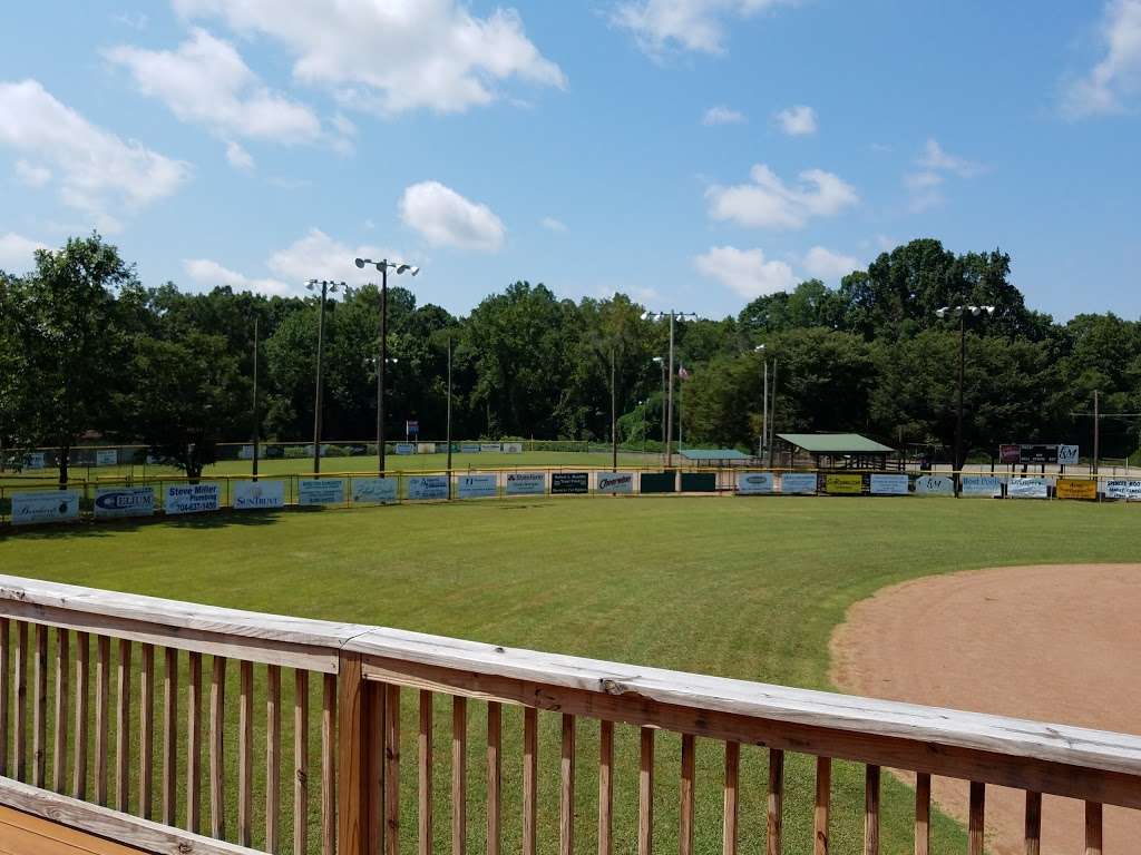 8th Street Ball Field | 706 8th St, Spencer, NC 28159, USA