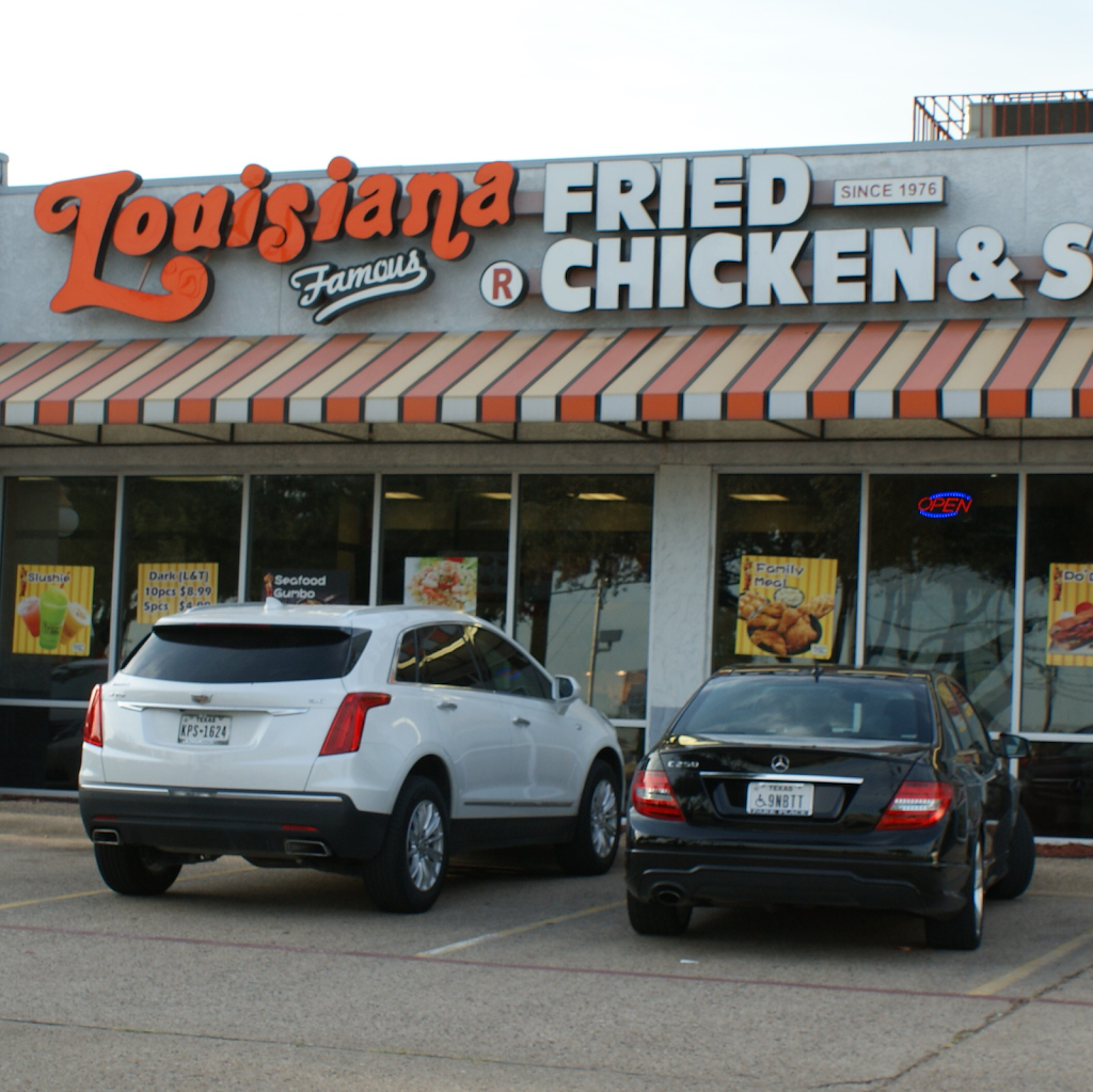 Louisiana Famous Fried Chicken & Seafood | 4001 W Wheatland Rd #110, Dallas, TX 75237, USA | Phone: (972) 572-1909