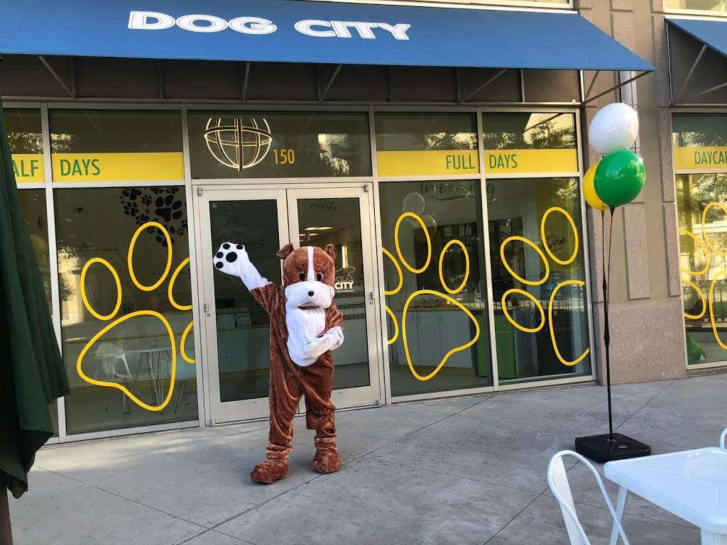 Dog City | 2320 N Houston St #150, Dallas, TX 75219, USA | Phone: (469) 250-7322