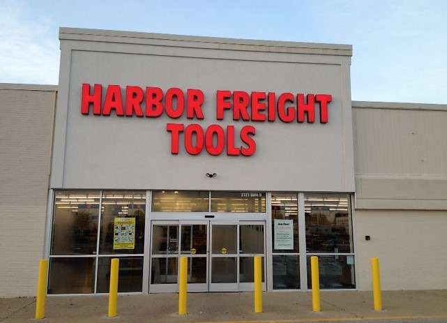 Harbor Freight Tools | 2121 Sagamore Pkwy S, Lafayette, IN 47905, USA | Phone: (765) 446-1969