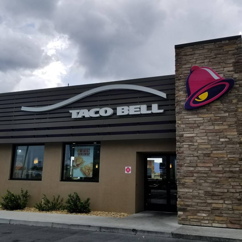 Taco Bell | 428 East, FL-44, Wildwood, FL 34785, USA | Phone: (352) 748-3175