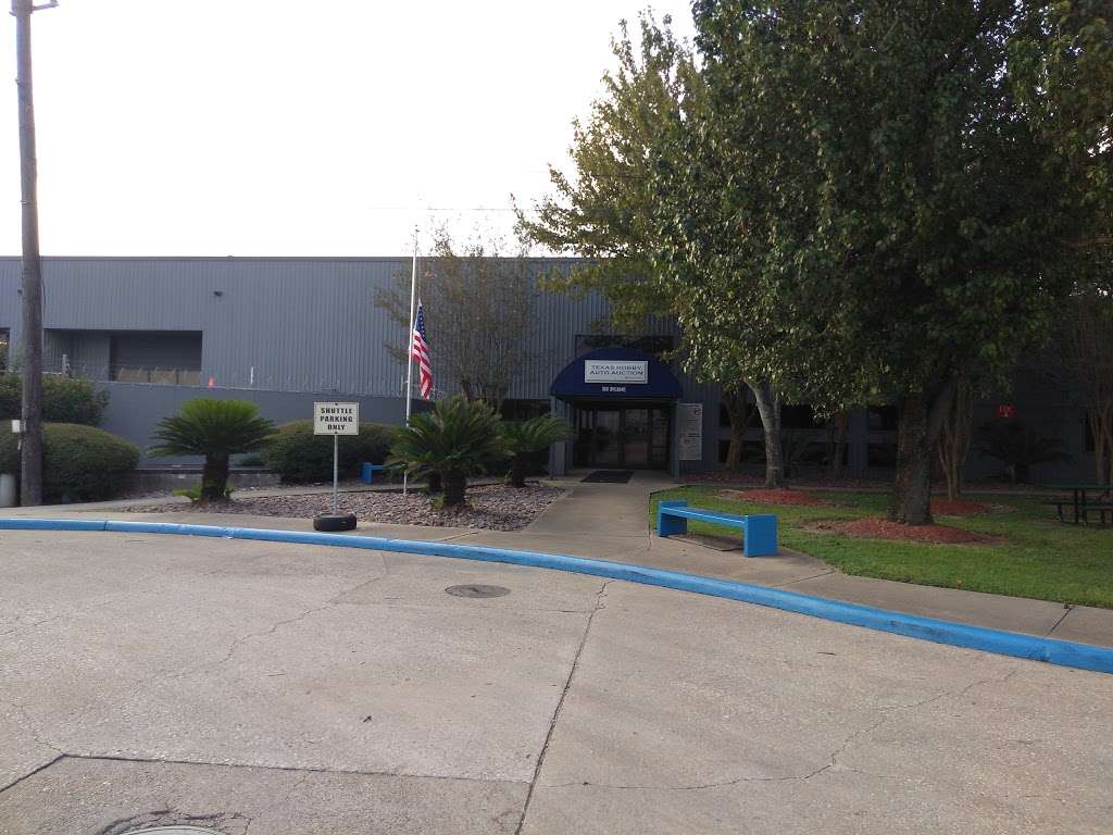 Manheim Texas Hobby Remote Lot | 800 Brisbane St, Houston, TX 77061, USA | Phone: (713) 645-1930