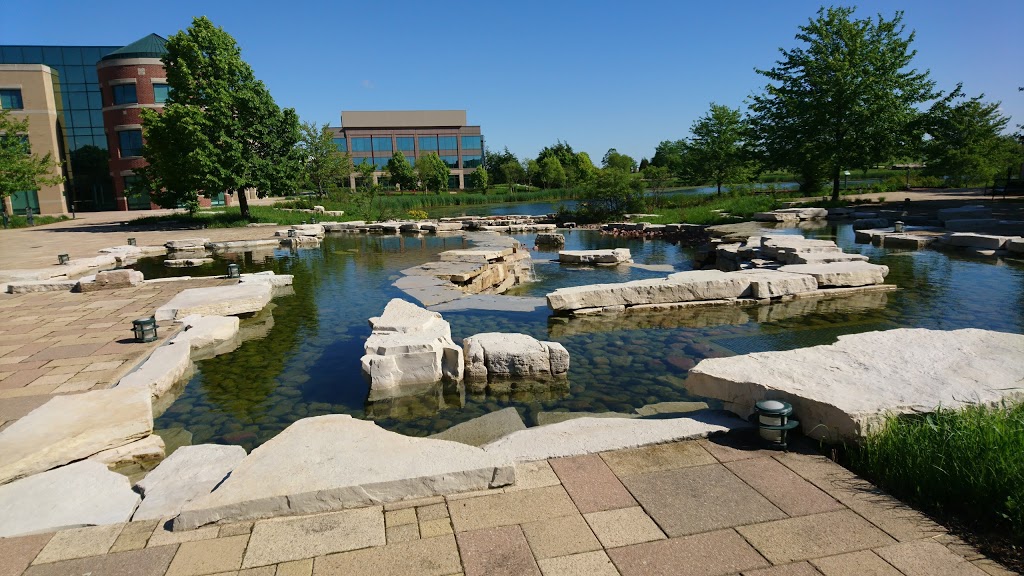 Virginia Mary Hayter Hoffman Estates Village Green | 5510 Prairie Stone Pkwy, Hoffman Estates, IL 60192, USA