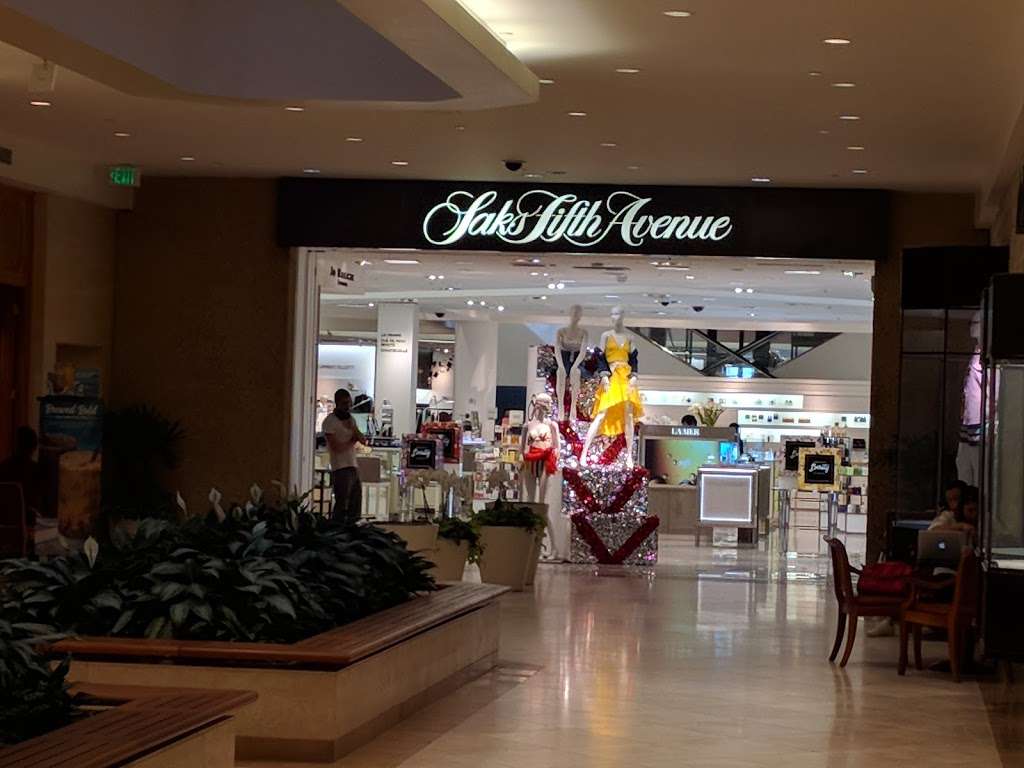 Saks Fifth Avenue | 3333 Bristol St, Costa Mesa, CA 92626, USA | Phone: (714) 540-3233