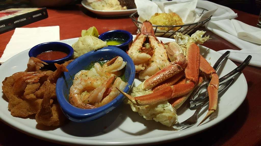 Red Lobster | 5201 S Pulaski Rd, Chicago, IL 60632, USA | Phone: (773) 284-7000