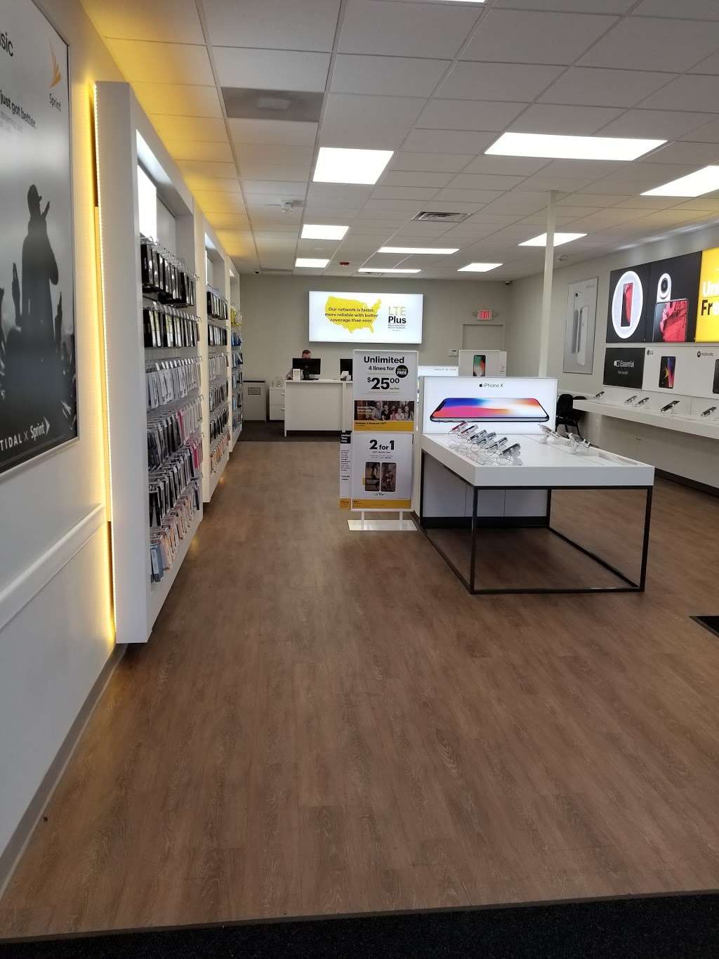 Sprint Store | 7162 Ridge Ave Ste 9B, Philadelphia, PA 19128, USA | Phone: (267) 513-8546