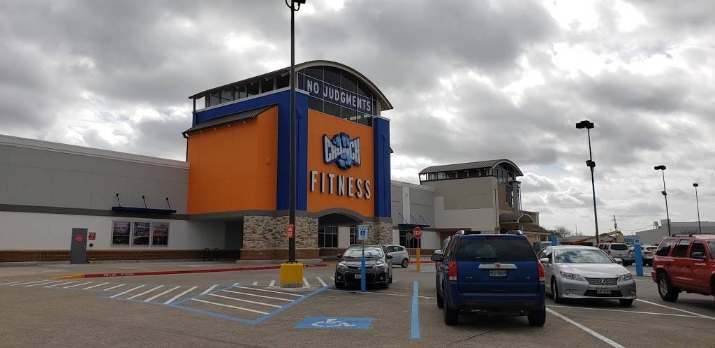 Crunch Fitness - League City | 200 Gulf Fwy, League City, TX 77573, USA | Phone: (346) 278-5030