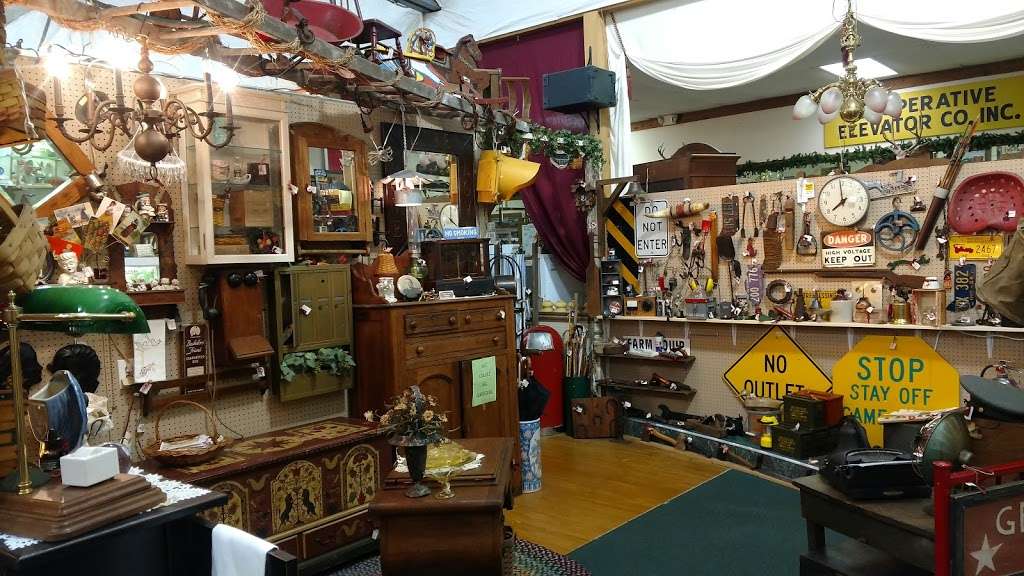 Treasure Mart Antique Mall | 116 W Alto Rd, Kokomo, IN 46902, USA | Phone: (765) 455-9855