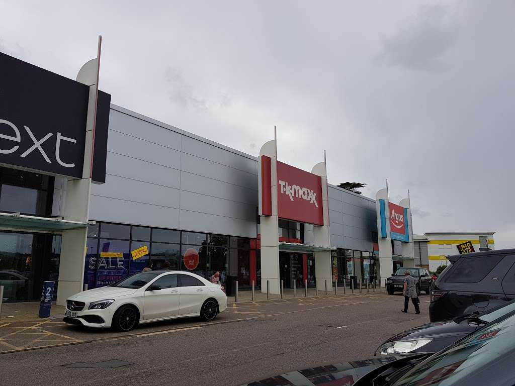 Tunbridge Wells Shopping Park | Longfield Rd, Tunbridge Wells TN2 3UE, UK