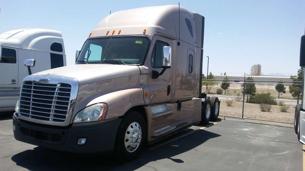 Lone Mountain Truck Leasing | 4020 E Lone Mountain Rd, North Las Vegas, NV 89081, USA | Phone: (702) 605-6787