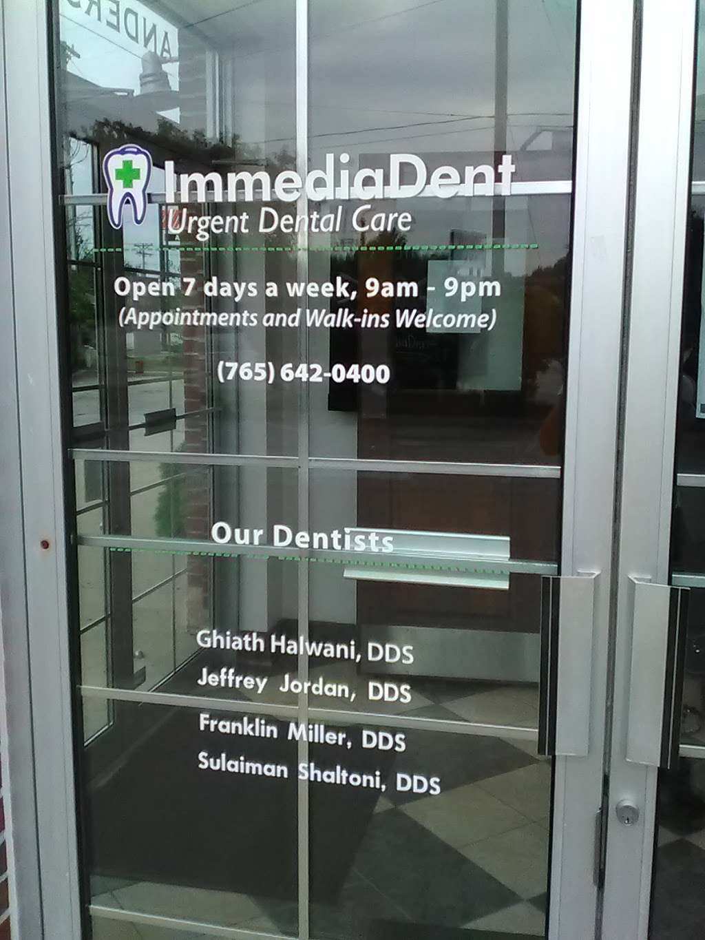 ImmediaDent - Urgent Dental Care | 2128 Mounds Rd, Anderson, IN 46016, USA | Phone: (765) 642-0400