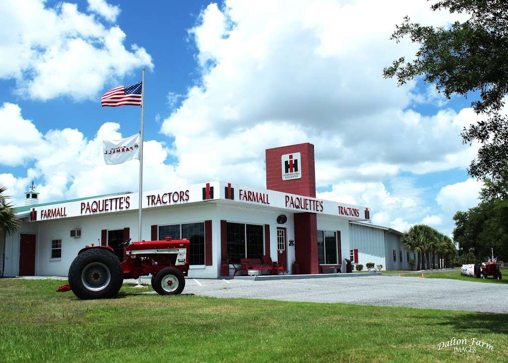 Paquettes Historical Farmall Museum | 615 S Whitney Rd, Leesburg, FL 34748, USA | Phone: (352) 728-3588