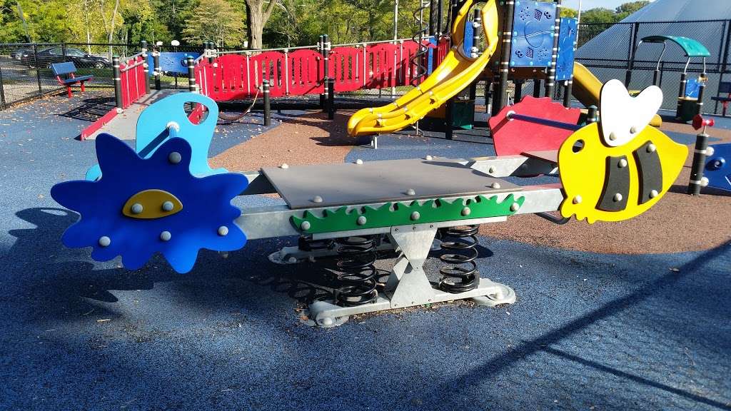 Delfino Park | 110 Lake St, White Plains, NY 10604, USA | Phone: (914) 422-1336