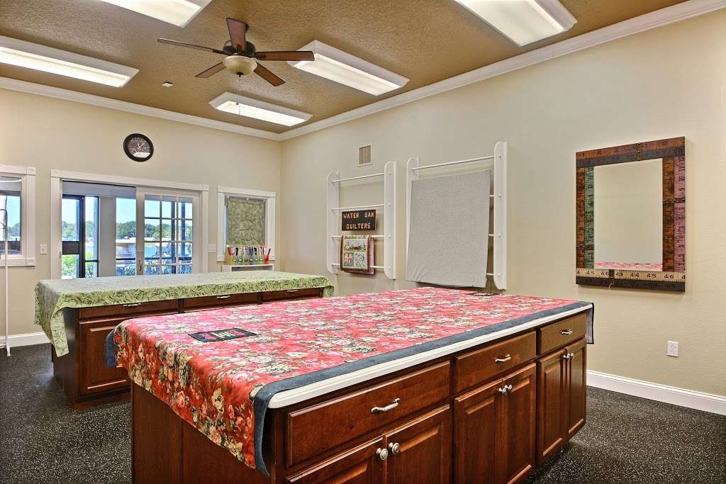 Water Oak Country Club Estates | 106 Evergreen Ln, Lady Lake, FL 32159, USA | Phone: (352) 753-3000