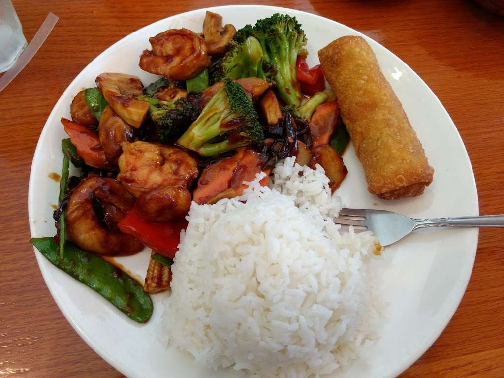 Mr. Ks Chinese Cuisine & Sushi | 10395 Narcoossee Rd, Orlando, FL 32832, USA | Phone: (407) 273-9966