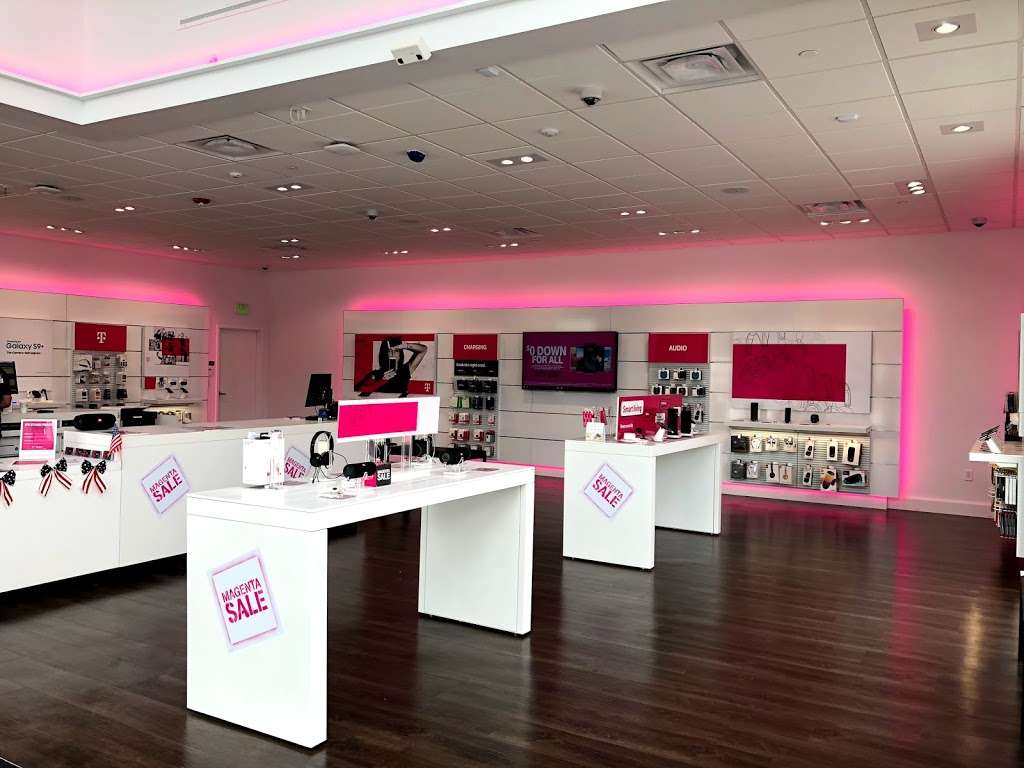 T-Mobile | 925 S Colorado Blvd, Denver, CO 80246, USA | Phone: (720) 506-5568