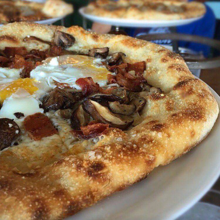 Pie Tap Pizza Workshop + Bar | 2708 N Henderson Ave, Dallas, TX 75206, USA | Phone: (972) 432-7800