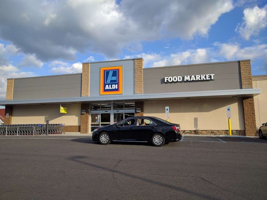 ALDI | 1911 N 76th St, Philadelphia, PA 19151, USA | Phone: (855) 955-2534