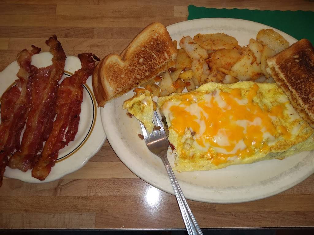 Woodlawn Diner | 3200 Lake Shore Rd, Blasdell, NY 14219, USA | Phone: (716) 822-8449