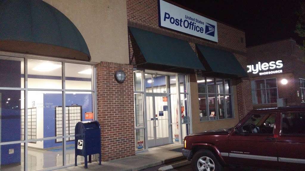 United States Postal Service | 3202 Wilkinson Blvd Unit C3B, Charlotte, NC 28208, USA | Phone: (800) 275-8777