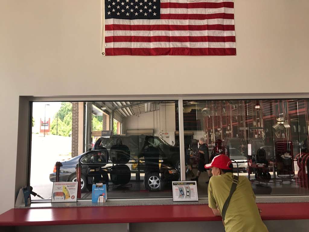 Discount Tire | 9310 Northlake W Dr, Charlotte, NC 28216, USA | Phone: (704) 916-1427