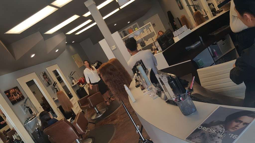 Hair Revolution Salon | 14870 Space Center Blvd Ste J, Houston, TX 77062, USA | Phone: (832) 224-4074