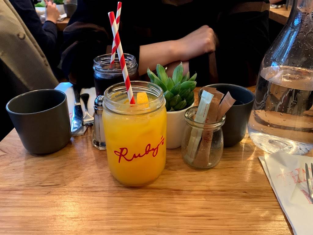 Rubys Cafe | 219 Mulberry St A, New York, NY 10012, USA | Phone: (212) 925-5755