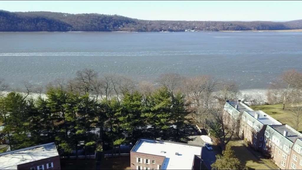 Hastings Gardens | 749 N Broadway, Hastings-On-Hudson, NY 10706, USA