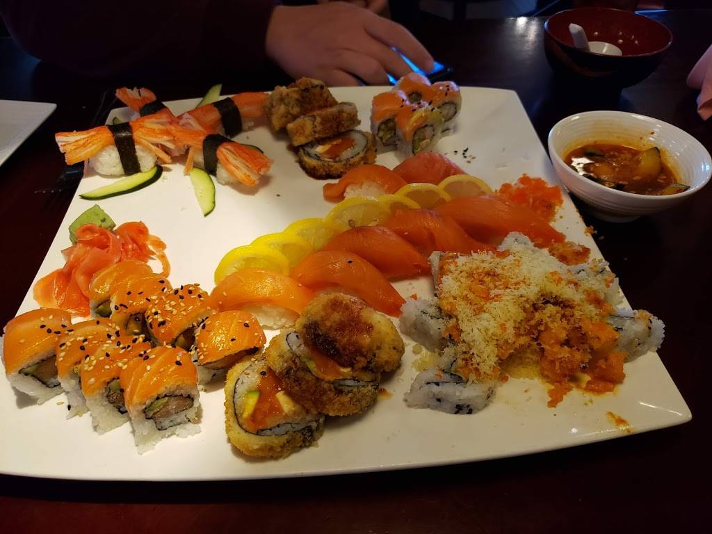 Sunnys Sushi | 910 E Redd Rd, El Paso, TX 79912, USA | Phone: (915) 842-9508