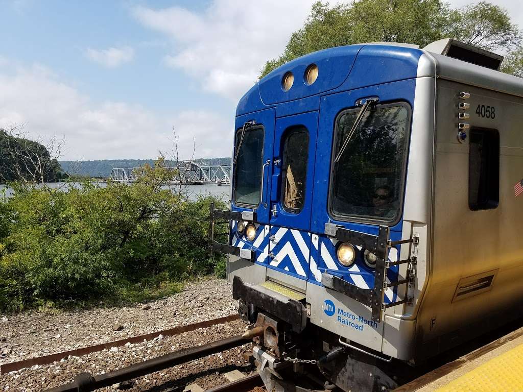 Spuyten Duyvil Shorefront Park | Edsall Ave, Bronx, NY 10463, USA