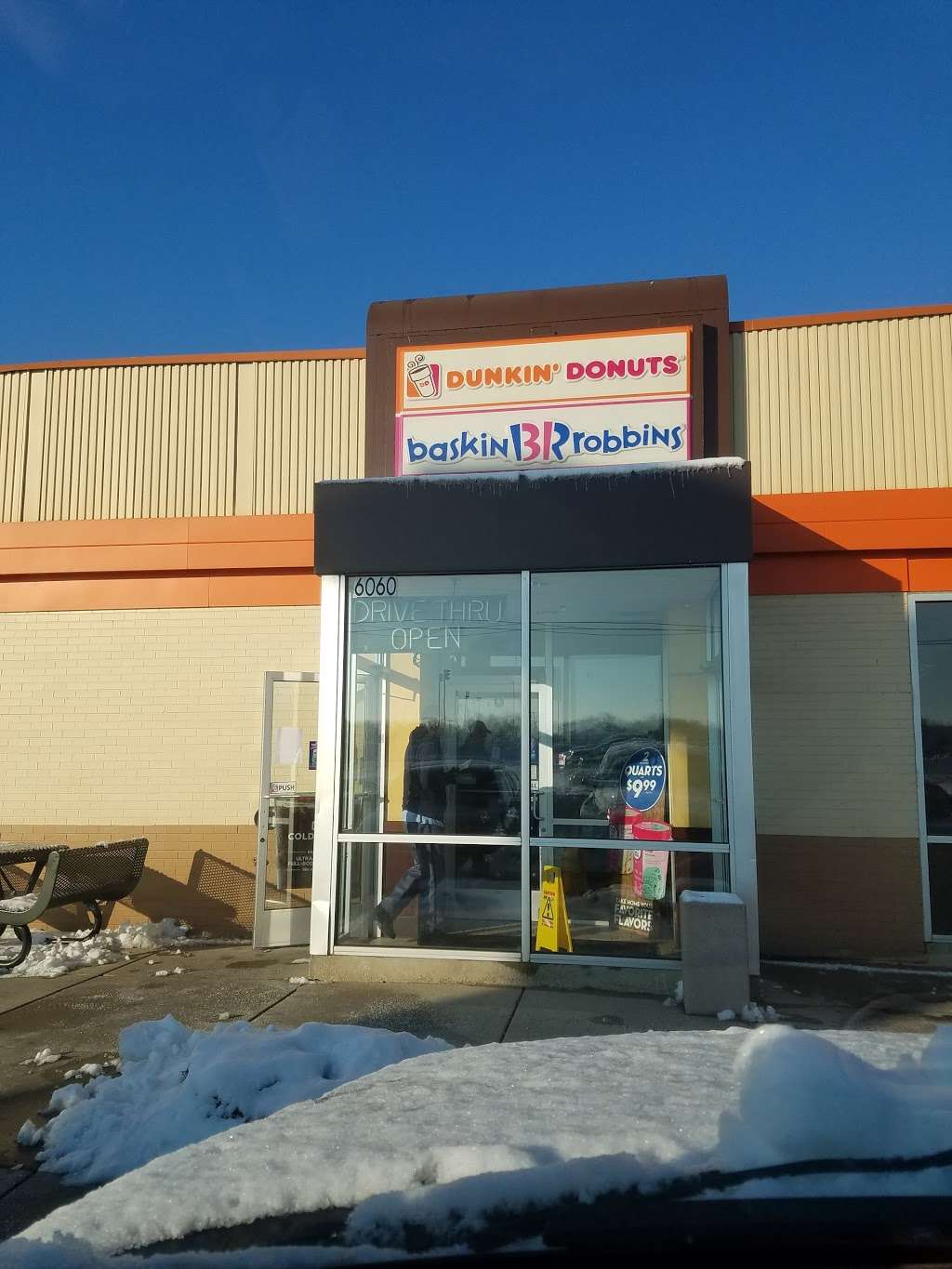 Dunkin Donuts | 6060 W Ridge Rd, Gary, IN 46408, USA | Phone: (219) 972-3942