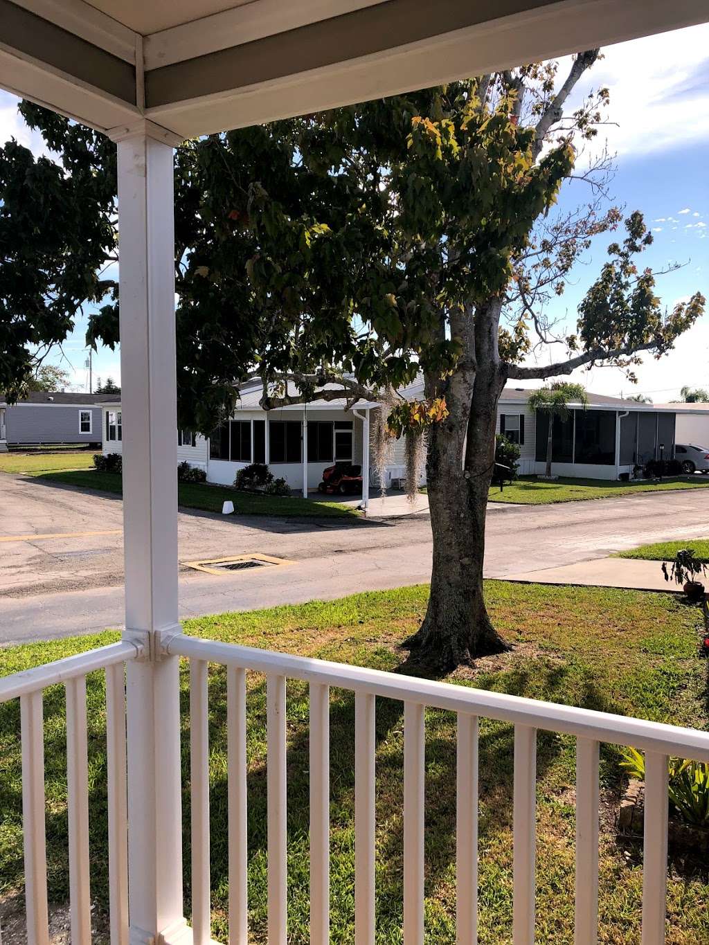 Maplewood Village Mobile Home Community | 201 Cape Ave, Cocoa, FL 32926, USA | Phone: (321) 636-6061