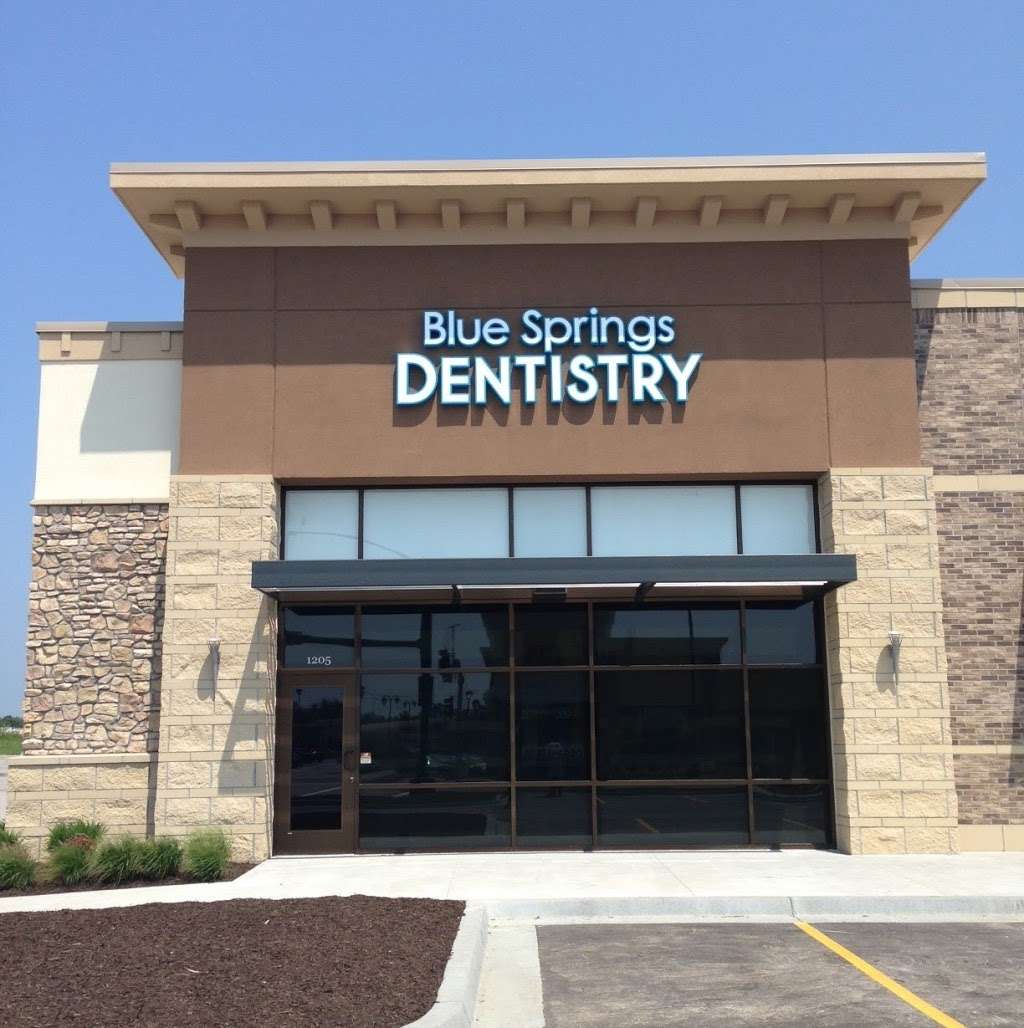 Blue Springs Dentistry and Orthodontics | 1205 NE Coronado Dr, Blue Springs, MO 64014, USA | Phone: (816) 228-4090