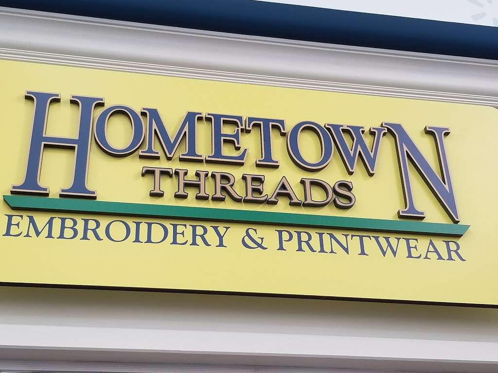 Hometown Threads | 1700 Dallas Pkwy, Plano, TX 75093, USA | Phone: (972) 250-1440