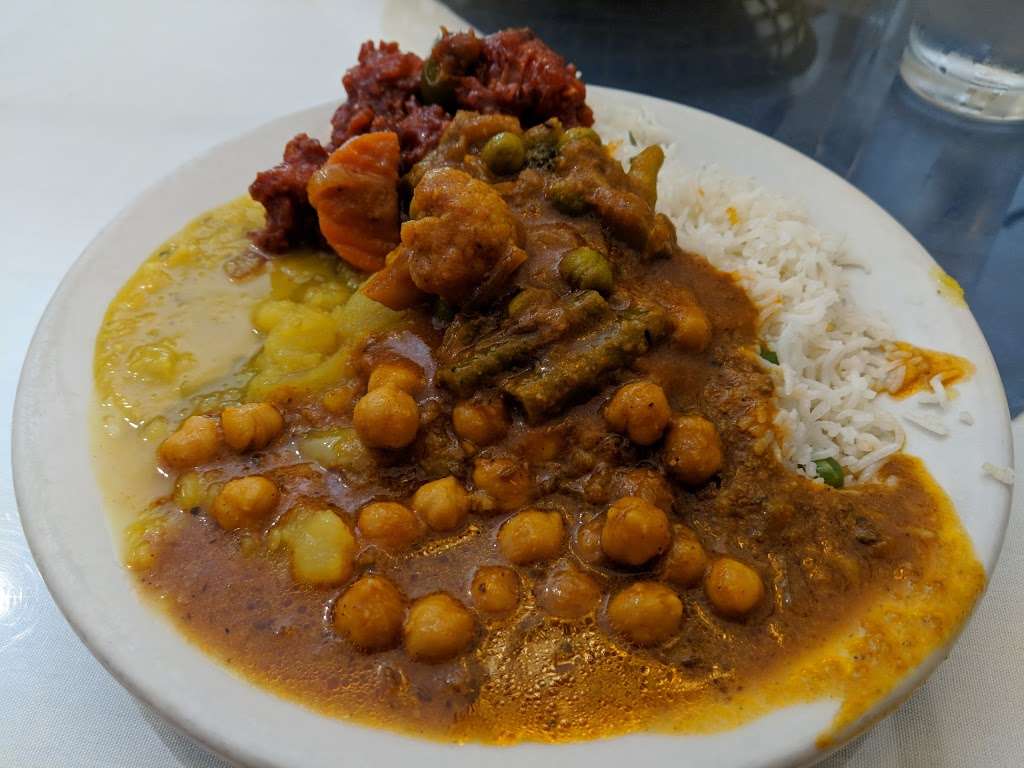 Indus Indian and Herbal Cuisine | 1649 Forum Pl, Ste 6-7, West Palm Beach, FL 33401, USA | Phone: (561) 249-0123