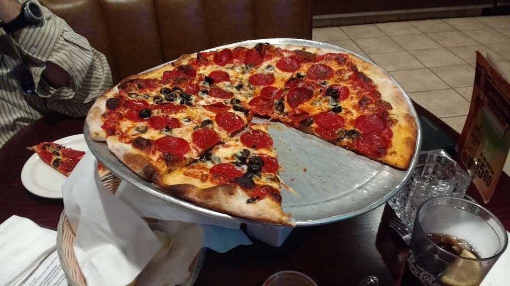 Red Devil Italian Restaurant & Pizzeria | 3102 E McDowell Rd, Phoenix, AZ 85008, USA | Phone: (602) 267-1036