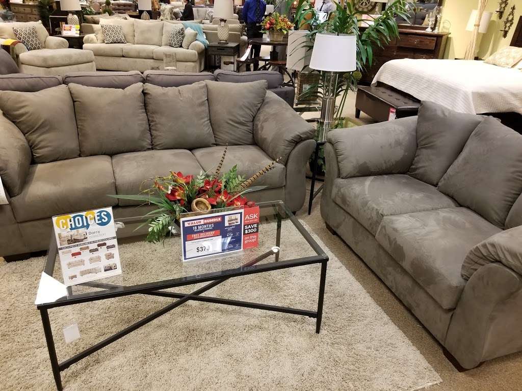 Value City Furniture | 45 6th St, East Brunswick, NJ 08816, USA | Phone: (732) 257-2500