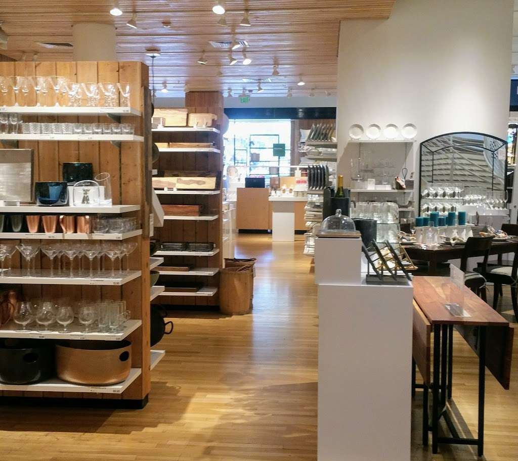 Crate and Barrel | 75 W Colorado Blvd, Pasadena, CA 91105, USA | Phone: (626) 683-8000