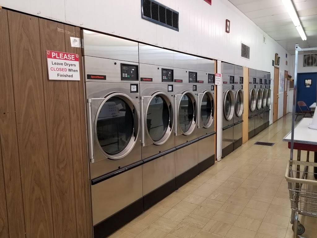 Lesters Laundry of Milford | 300 E Jones St, Milford, IL 60953, USA | Phone: (815) 889-5577