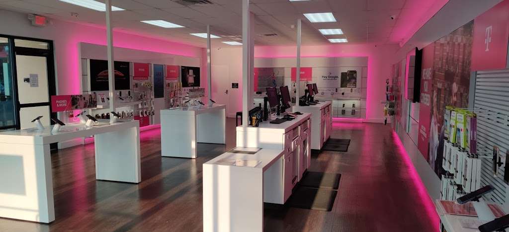 T-Mobile | 1135 S Salisbury Blvd, Salisbury, MD 21801, USA | Phone: (410) 572-4667