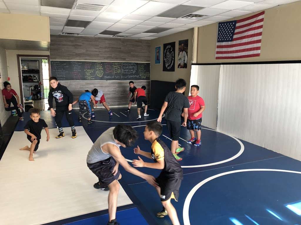 Moya Wrestling & Brazilian Jiu-Jitsu | 2112 S Cockrell Hill Rd suite a, Dallas, TX 75211, USA